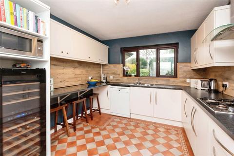 3 Aviemore Drive, Oakley, Basingstoke, RG23 7EN