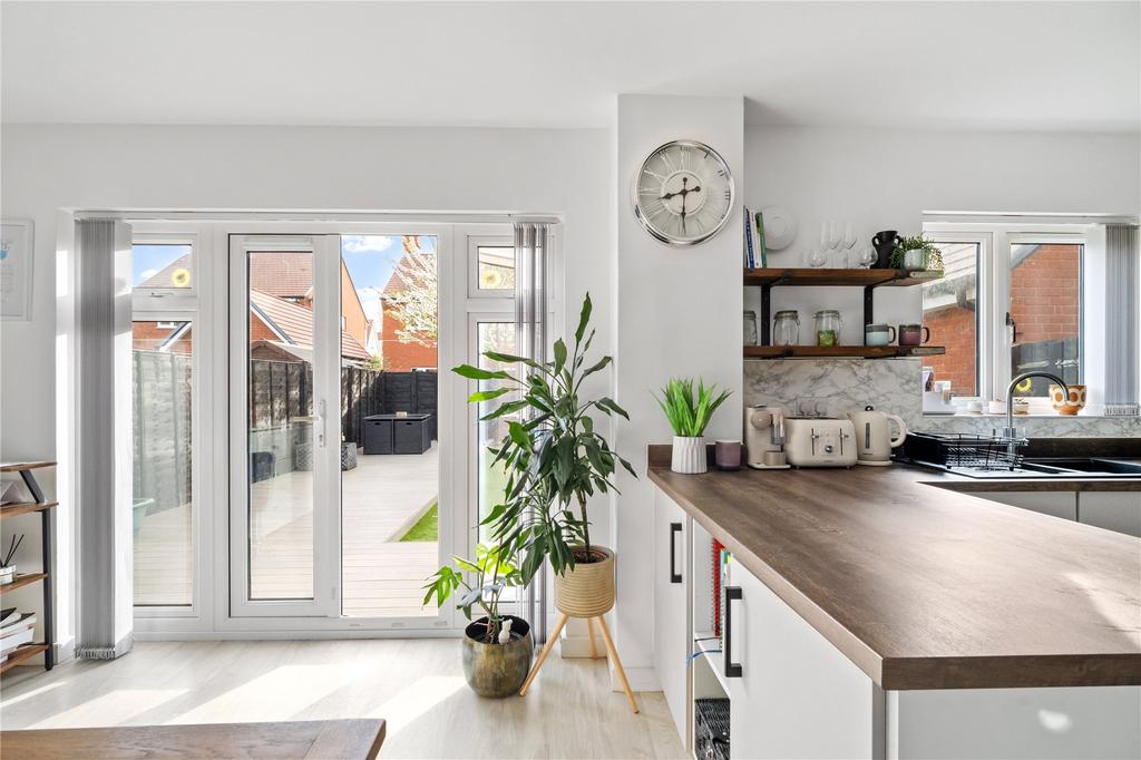Bright Kitchen