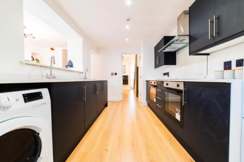 House in Cardiff - View 5