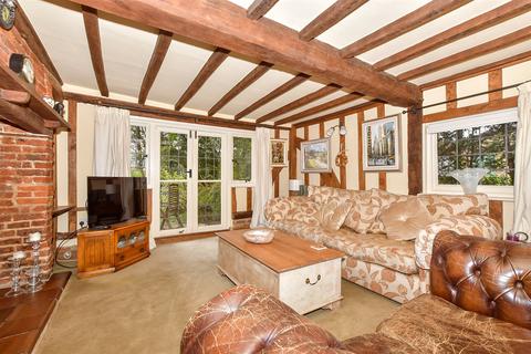 2 bedroom cottage for sale, Padbrook Lane, Preston, Canterbury, Kent