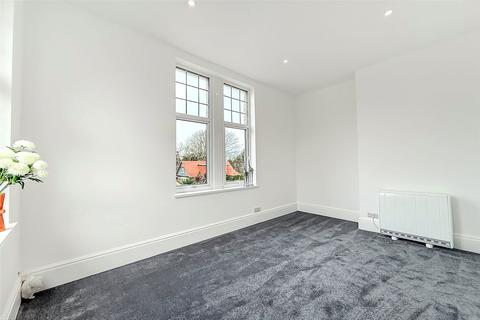 Flat 4, 2 Clun Road, Littlehampton, BN17 7DY