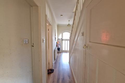 33 Coleshill Road, Sutton Coldfield, B75 7AX