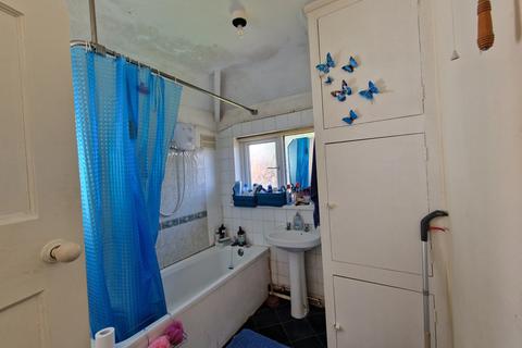 33 Coleshill Road, Sutton Coldfield, B75 7AX
