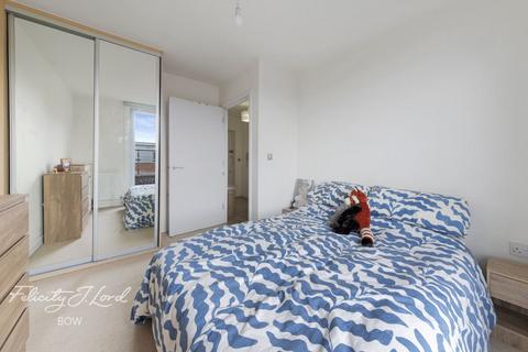 1 bedroom flat for sale, Mostyn Grove, London