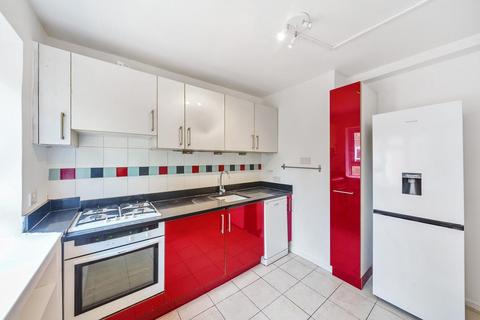 72 Edensor Gardens, London, W4 2RB