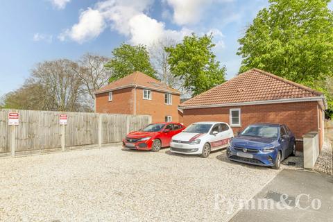 6 bedroom detached house for sale, &   Edward Gambling Court, Norwich NR2