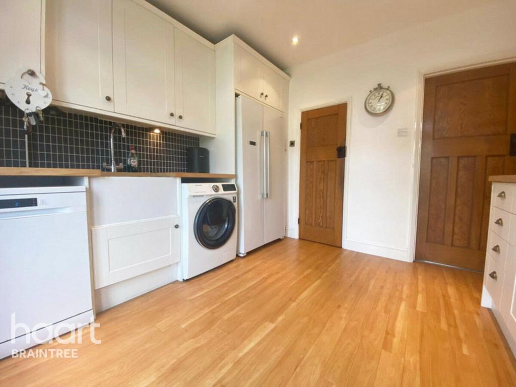 Panfield Lane, Braintree 3 bed semidetached house for sale £400,000