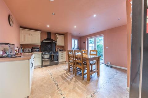 10 Dalton Lane, Burton, Carnforth, LA6 1NG