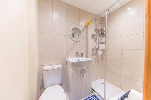 10 Dalton Lane, Burton, Carnforth, LA6 1NG