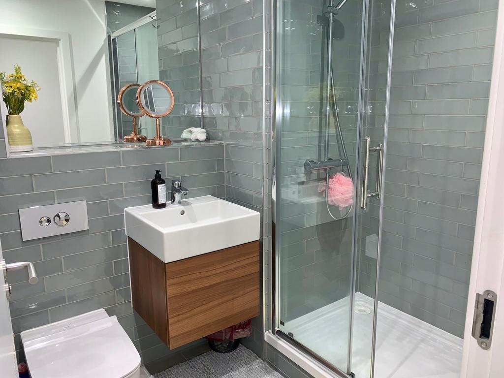 Bathroom1