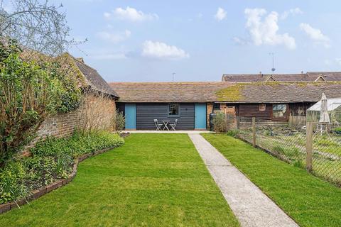 3 bedroom end of terrace house for sale, Church Street, Warnham, West Sussex