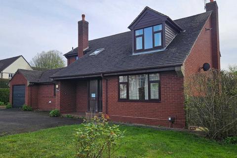 4 bedroom detached house to rent, Ashley Road, St. Georges, Telford