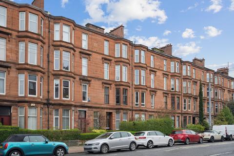 2 bedroom flat for sale, Crow Road, Flat 2/1, Broomhill, Glasgow, G11 7LB