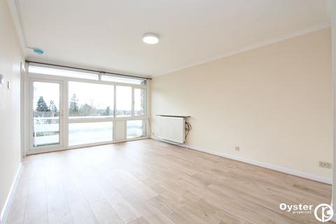 3 bedroom apartment to rent, London Road, Stanmore, HA7