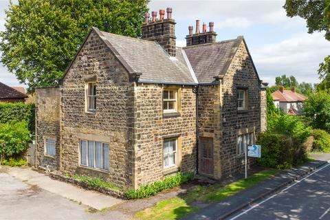 4 bedroom semi-detached house for sale, Thorner Lane, Scarcroft, Leeds, LS14