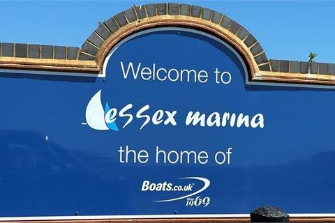 3 bedroom houseboat for sale, Essex Marina, Wallasea Island, Rochford, Essex.