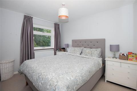 3 bedroom end of terrace house for sale, Allbrook Close, Teddington, TW11