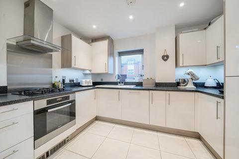 2 bedroom apartment for sale, Rembrandt Way, Watford, Hertfordshire