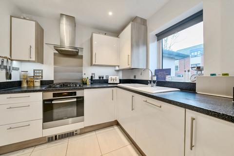 2 bedroom apartment for sale, Rembrandt Way, Watford, Hertfordshire