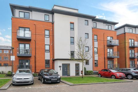 2 bedroom apartment for sale, Rembrandt Way, Watford, Hertfordshire