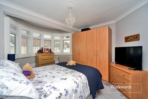 3 bedroom terraced house for sale, Rutland Drive, Morden, SM4