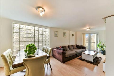 Falconet Court, 123 Wapping High Street, London, E1W