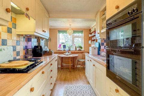 4 bedroom detached house for sale, High Street, Spetisbury