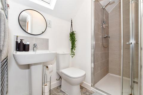 7 Bootes Close, Margate, CT9 4FW