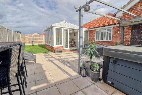 3 bedroom bungalow for sale, Clacton on Sea CO16