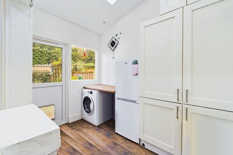 13 Titian Avenue, Bushey Heath, Bushey, WD23 4GB