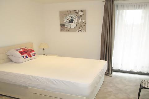 1 bedroom flat to rent, New Union Square, Nine Elms Lane, SW11 7BT
