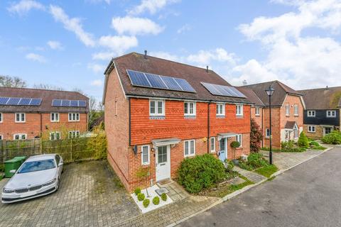 2 bedroom semi-detached house for sale, Perch Close, Ashford, Kent, TN23