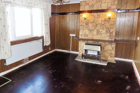 2 bedroom flat for sale, Onslow Terrace, Brynmenyn, Bridgend County. CF32 9HW