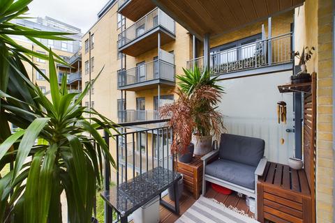 1 bedroom flat for sale, Celeste House, 1 Caversham Road, NW9