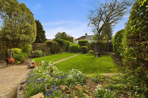 4 bedroom semi-detached house for sale, Stapleton Road, Bexleyheath, Kent, DA7