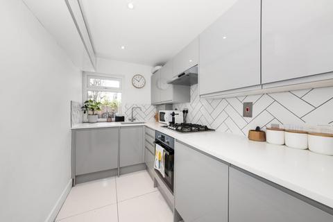 2 bedroom apartment for sale, Thurlow Park Road, Dulwich, London, SE21