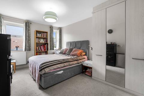 19 Maple Gardens, Leeds, LS6 1FL