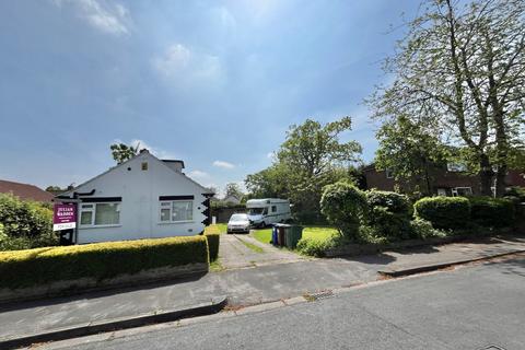 2 bedroom bungalow for sale, Colwyn Road, Cheadle Hulme, Stockport, SK8