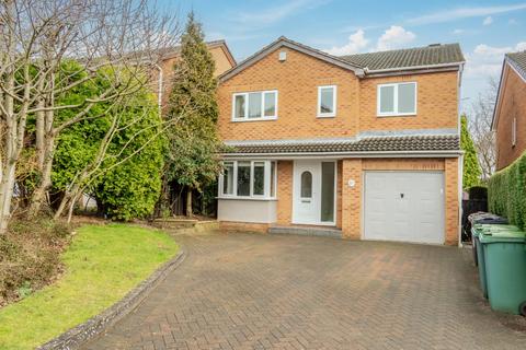 4 bedroom detached house for sale, Longwood Road, Tingley, Wakefield