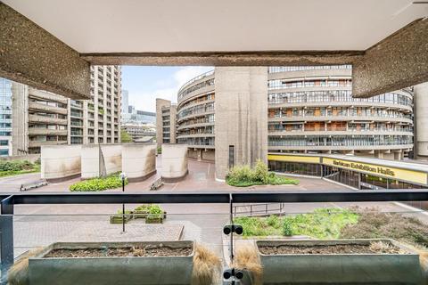 1 bedroom flat for sale, Ben Jonson House, Barbican