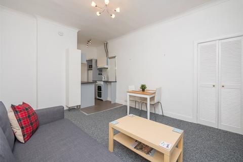 1 bedroom flat for sale, 7/14 (3F2) Lyne Street, Abbeyhill, Edinburgh, EH7