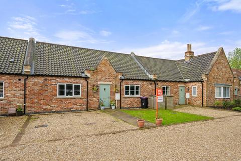 3 bedroom terraced bungalow for sale, The Gables, Hundleby, PE23