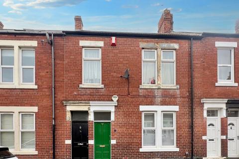 2 bedroom ground floor flat for sale, Chirton West View, north shields, North Shields, Tyne and Wear, NE29 0EW