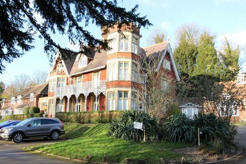 2 bedroom apartment for sale, Hughendon Manor, Petersfinger, Salisbury