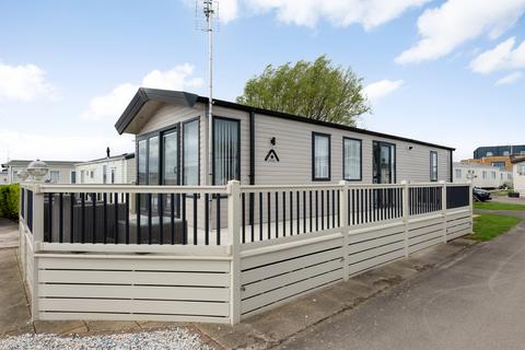 2 bedroom park home for sale, Seaview Holiday Park, Whitstable