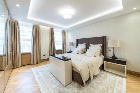 3 bedroom flat to rent, Upper Grosvenor Street, Mayfair, London, W1K