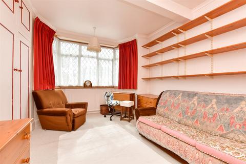 55 Lime Tree Grove, Croydon, CR0 8AZ