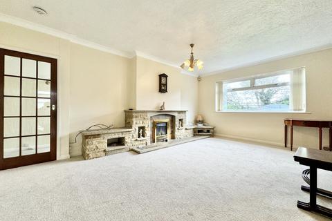 3 bedroom bungalow for sale, Cotswold Drive, Garforth