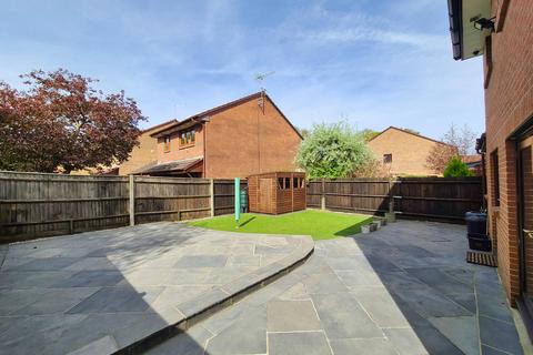50 Dickens Dell, Totton, Southampton, SO40 8FJ