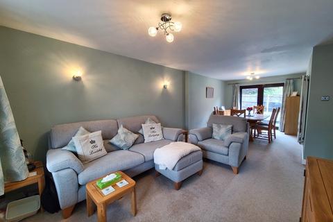 50 Dickens Dell, Totton, Southampton, SO40 8FJ